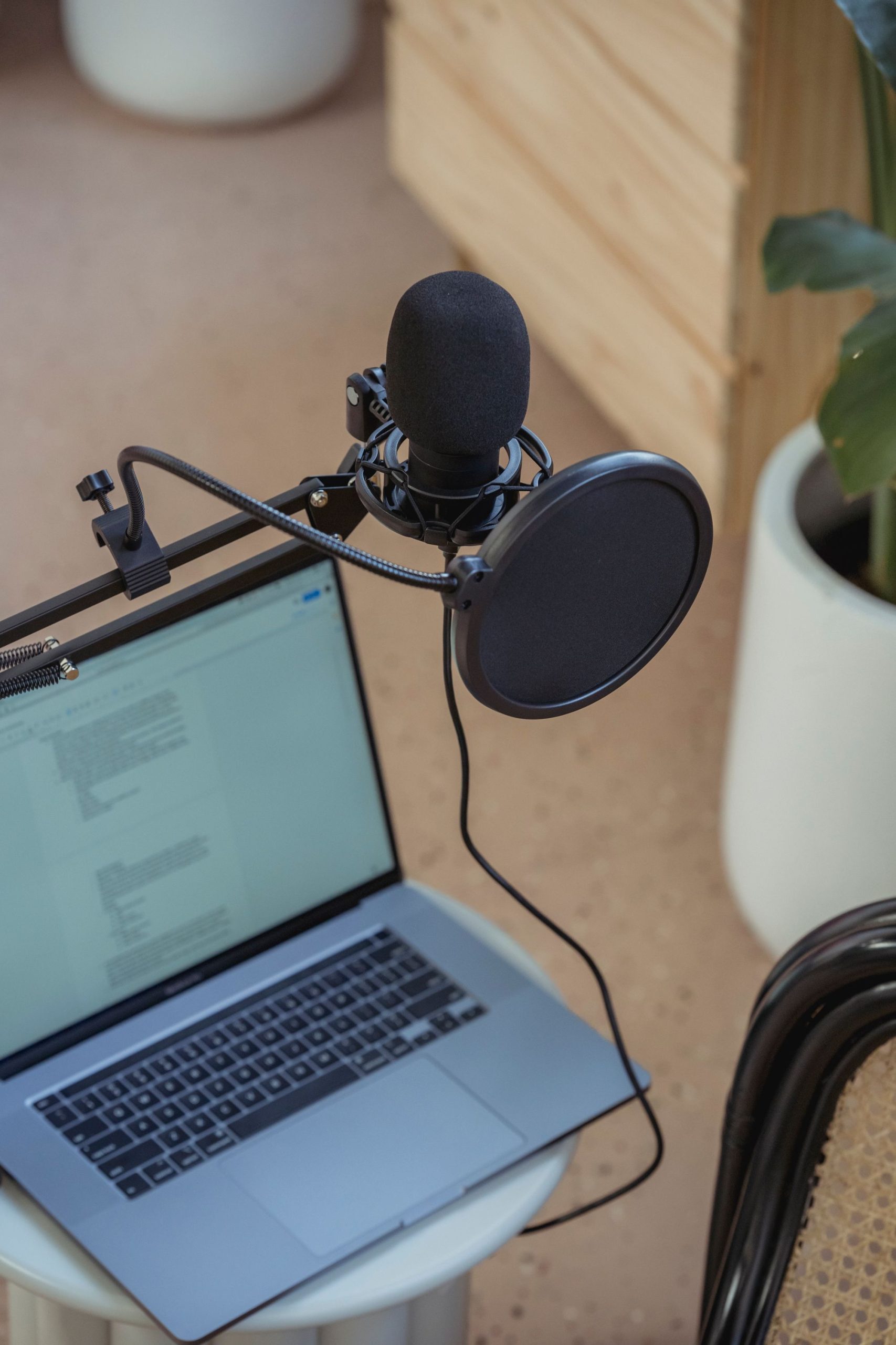 featured Microphone and laptop setup for freelance voiceover recording